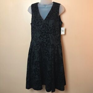 Simply Liliana Black Velour Floral Print Dress 10